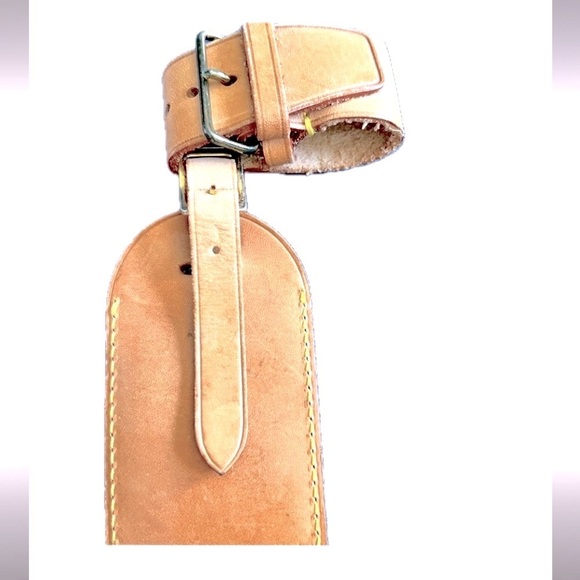 Louis Vuitton Poignet & Hangtag - Picture 8 of 13